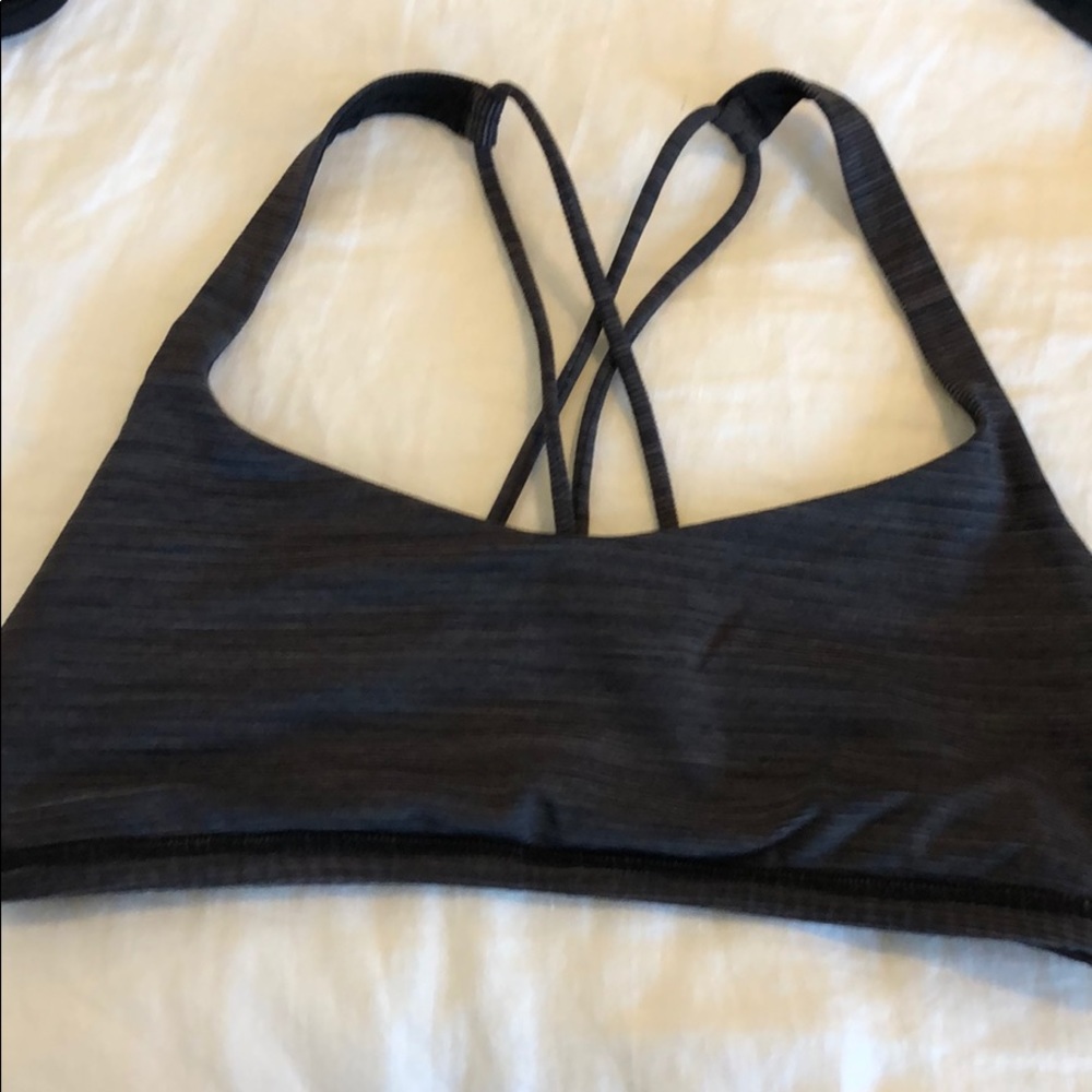 Lululemon free to be bra